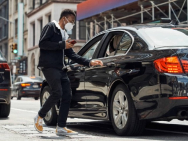 vou de uber \ n gostei dos carros q apareceu ai