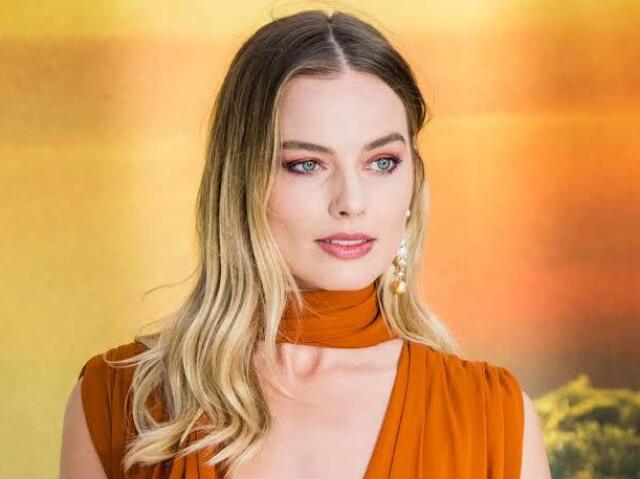 Margot Robbie