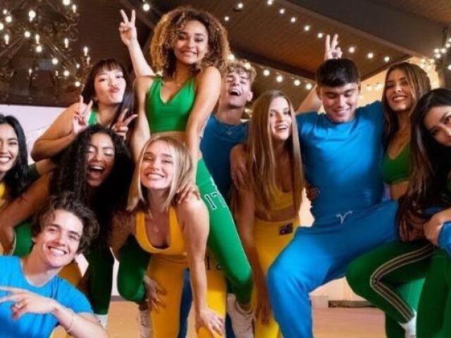 Baila - Now United