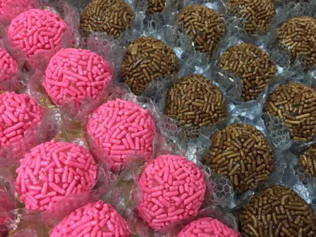 Brigadeiro Preto e rosa