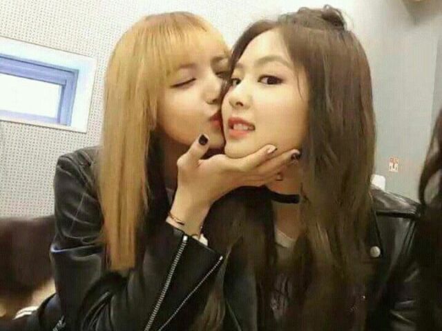 LISA e JENNIE