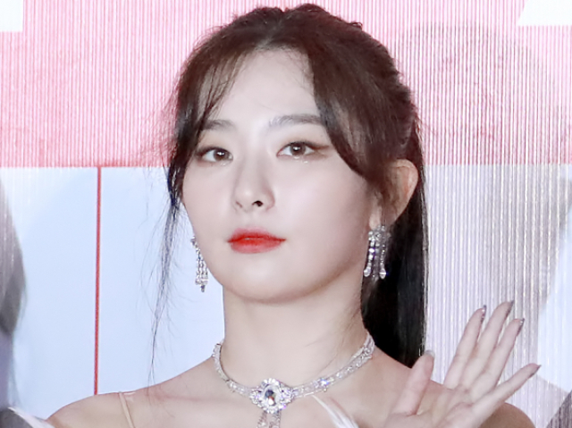 Seulgi (Red Velvet)