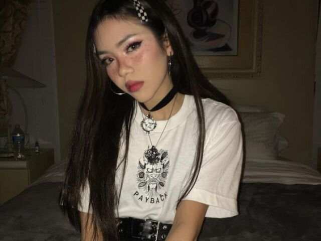 Dark / E-girl