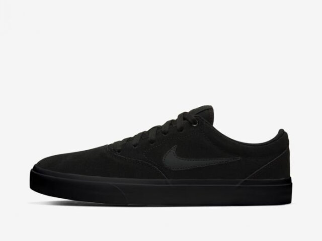 Nike SB all black