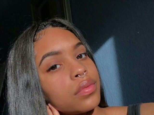 essa negra perfeita.π