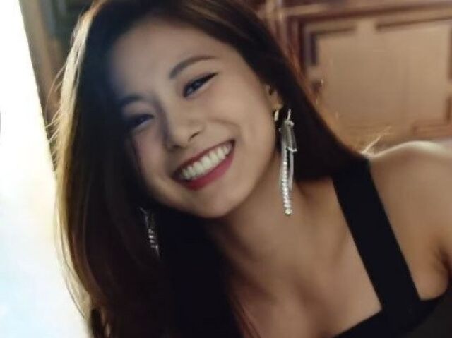 Tzuyu- Twice