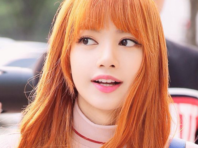 Lisa- BlackPink