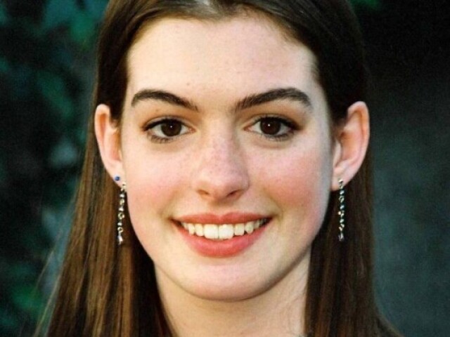 Anne Hathaway