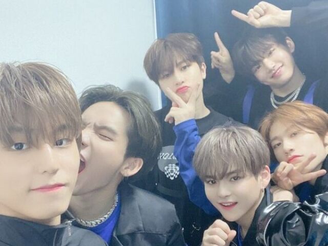 Jeongwoo,Hyunsuk,Junghwan,Junkyu,Yedam e Yoshi ✿