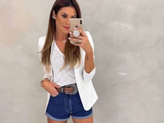 Shorts jeans e tênis