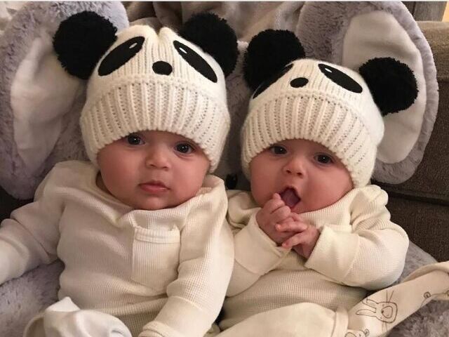 2 filhos(as)