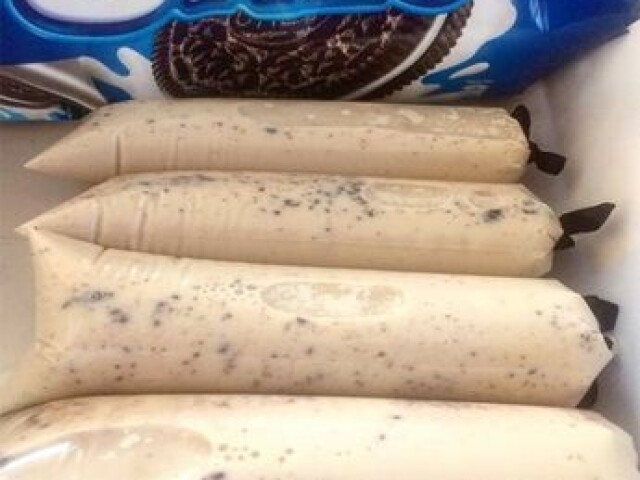 Geladinho de oreo