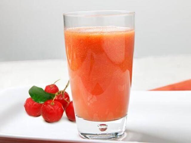 Suco de acerola