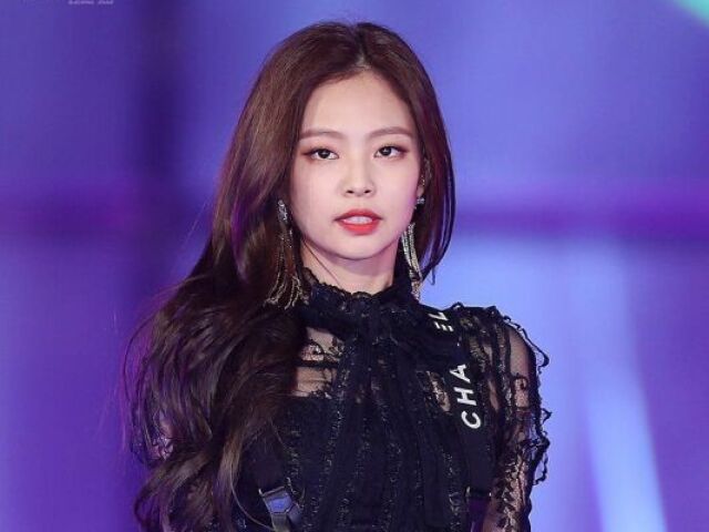 Ecerte o mv pela cena da jennie