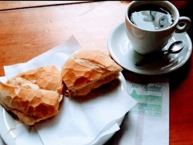 Café com pão