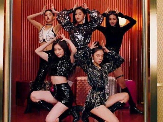 O ITZY mesmo, elas são perfeitas 🛐🛐