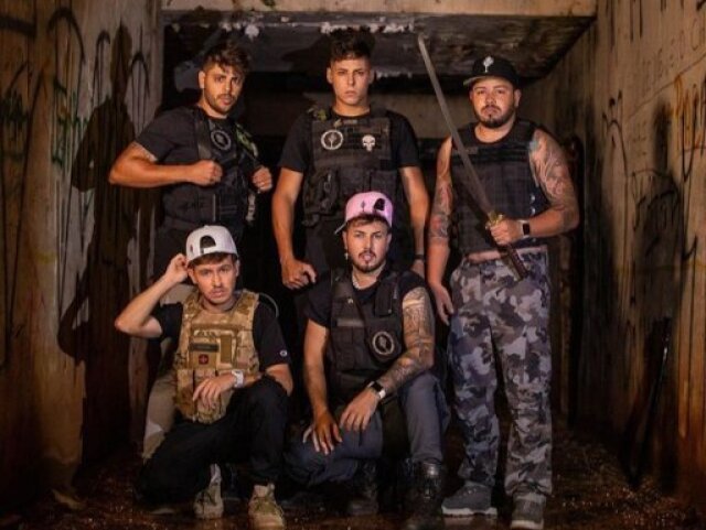 É um filme de Terror tipo musical que tem toda uma equipe de edição,efeitos sonoros e musica