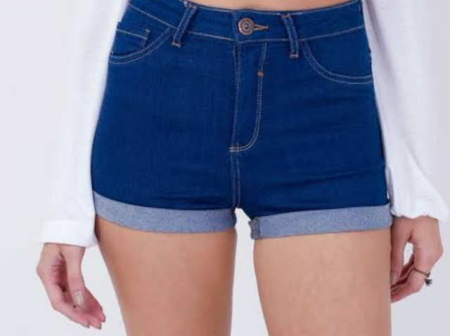 Short jeans feminino