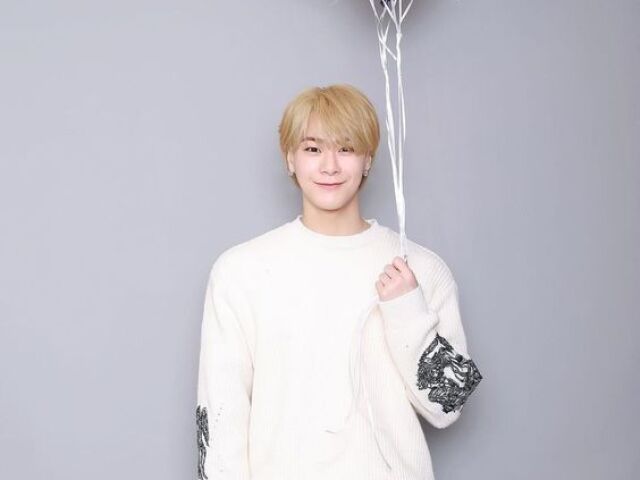 Moonbin