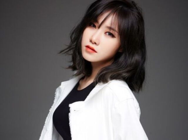 YEZI - Fiestar