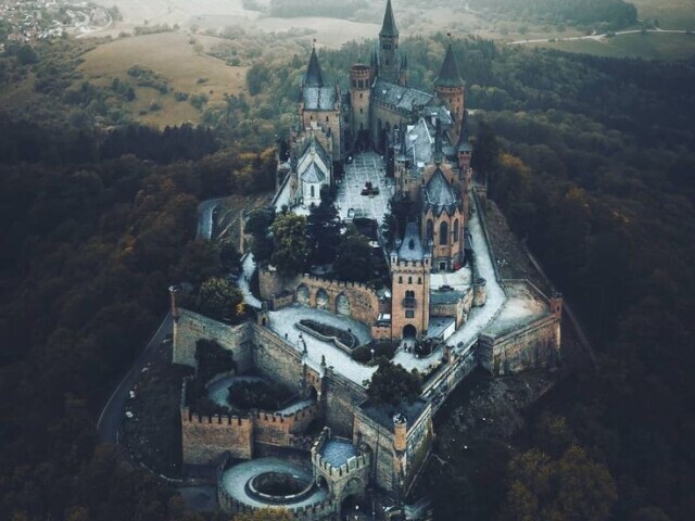 🏰