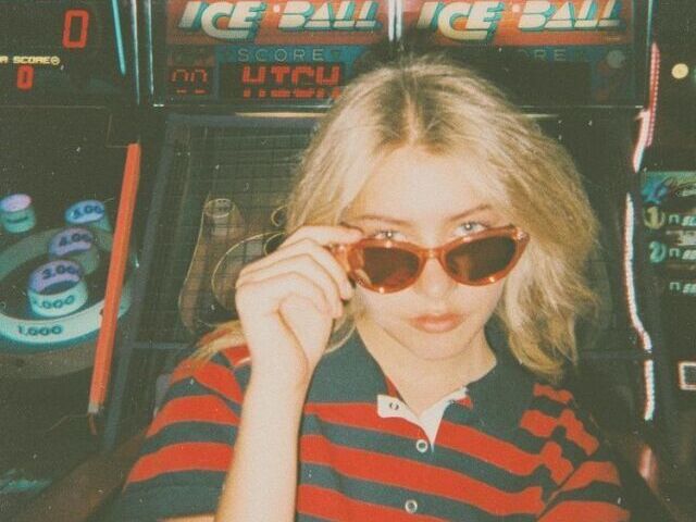 ~ 🕹 Retro ~
