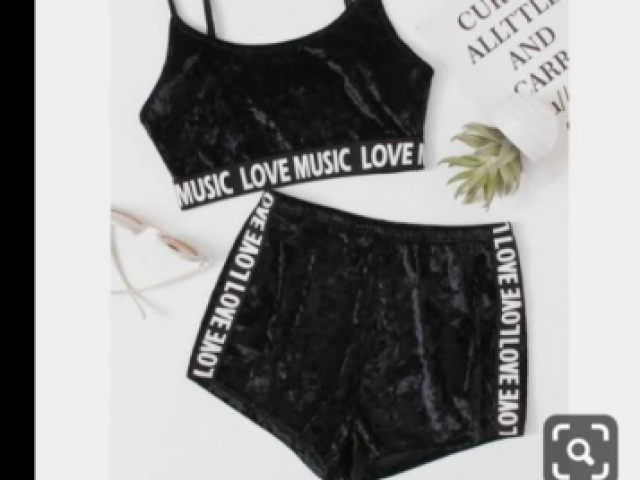 Short e cropet: "love music"