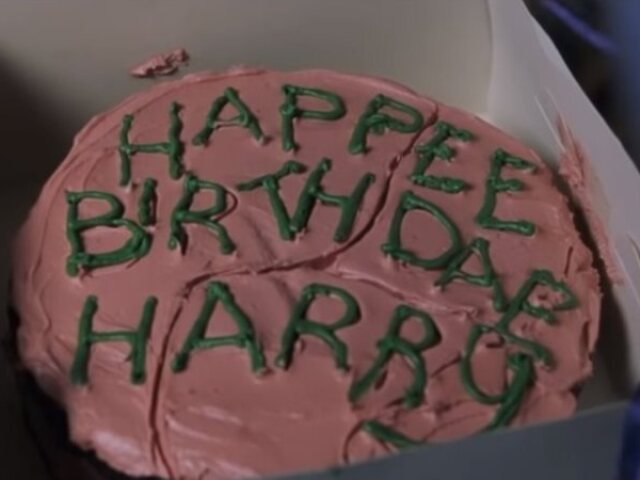 Bolo de aniversário do Harry que o Hagrid fez