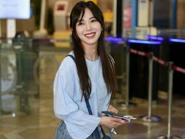 Mina - AOA