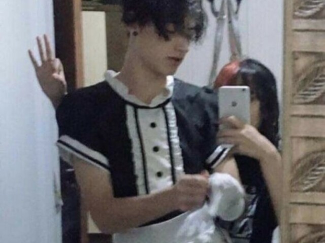 Luffy Kskssk Usando Roupa De Empregada E Hancock Achando Fofo Sksksk Iguais!