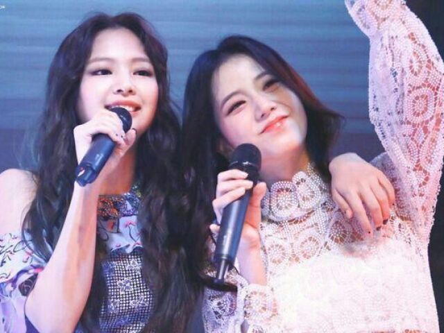 Jennie e Jisoo