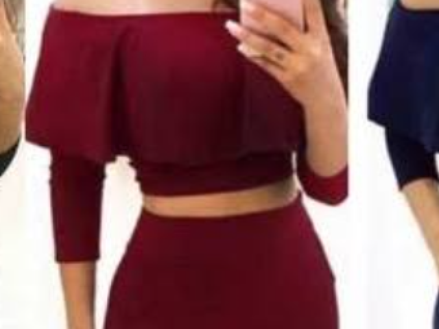Vai ter gente sem tirar os olhos de você
( a parte de baixo é calça)