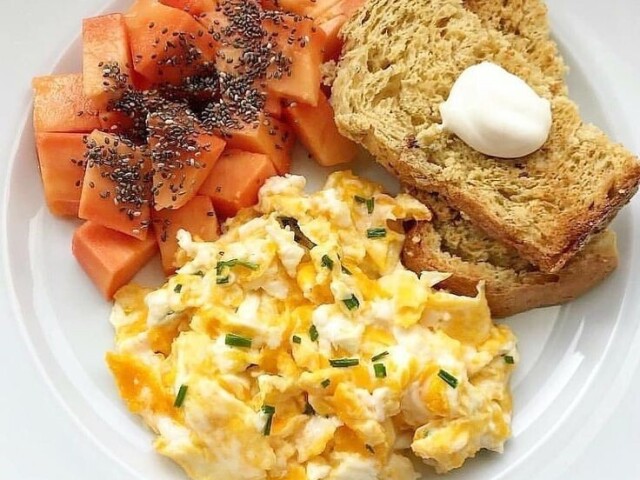 Frutas , Pães e Queijo 🍞🧀🥝