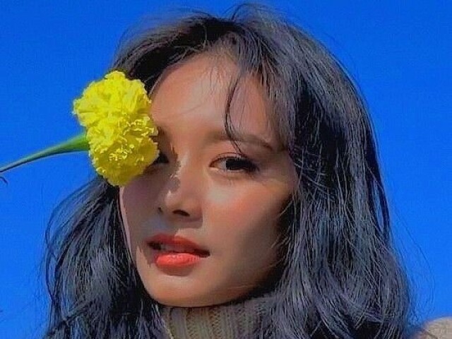 Tzuyu?