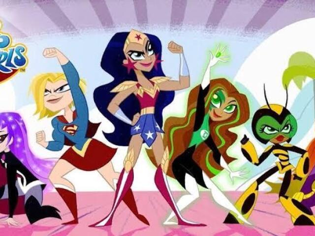 Você conhece "DC Super Hero Girls"?