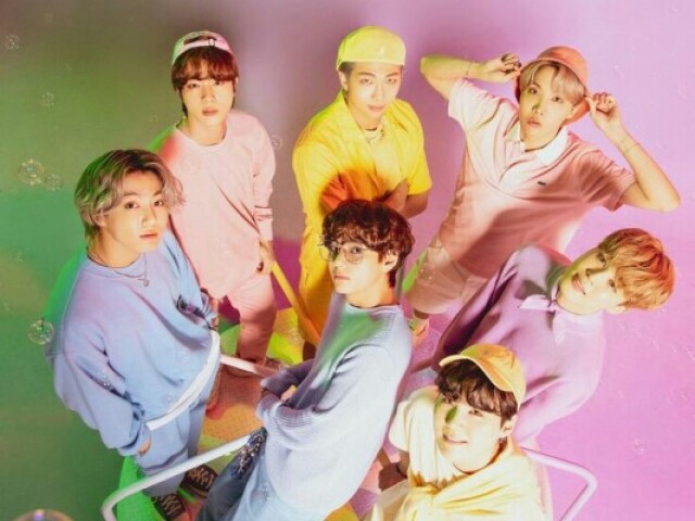 ♡Quem do BTS te levaria ao baile da escola?♡