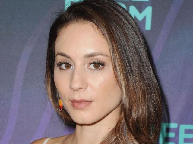 Troian Bellisario