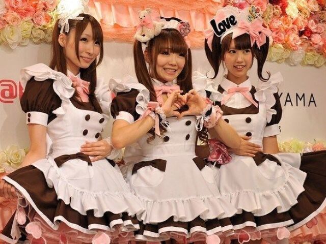 Kawaii/maid cafe ☕