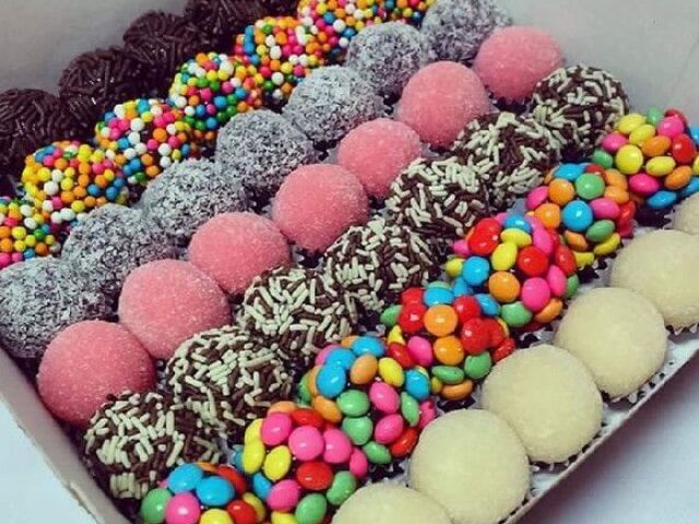 Você consegue adivinhar o nome desses doces?