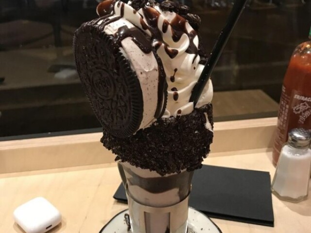 OREO 🍪🧋