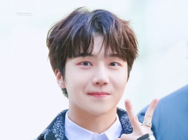 Jinho (Pentagon)