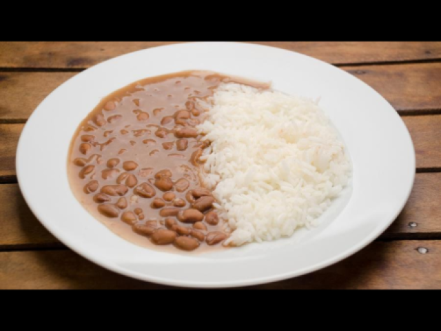 Arroz com feijão?