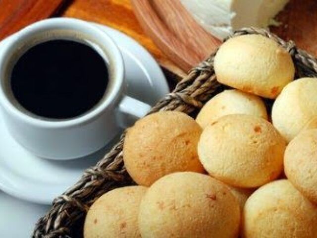 Cafézinho e pão de queijo...