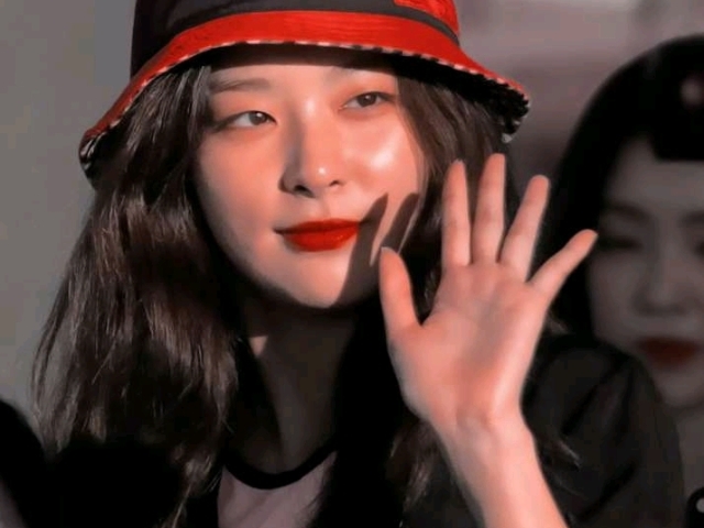 5: Seulgi do red velvet