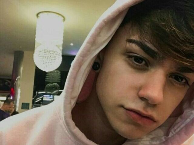 Thiago (seu melhor amigo)