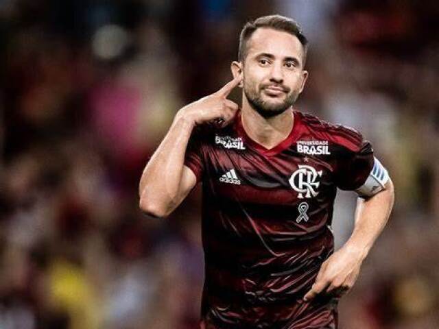 Éverton Ribeiro