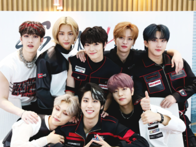 stray kids
AMO!