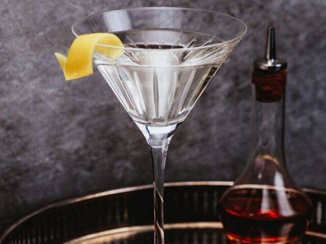 Dry martini