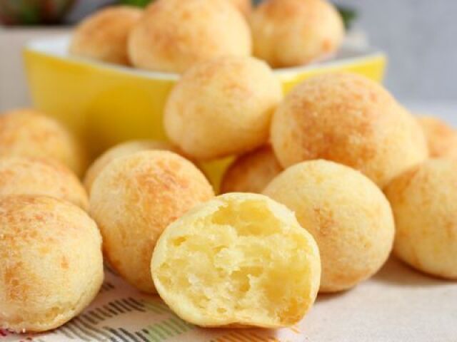 pão de queijo