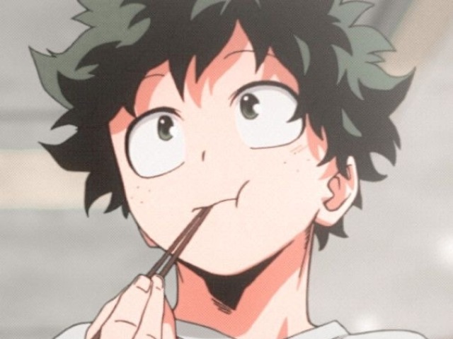 O Izuku! Ele é dócil e gentil, vai te ajudar certeza.